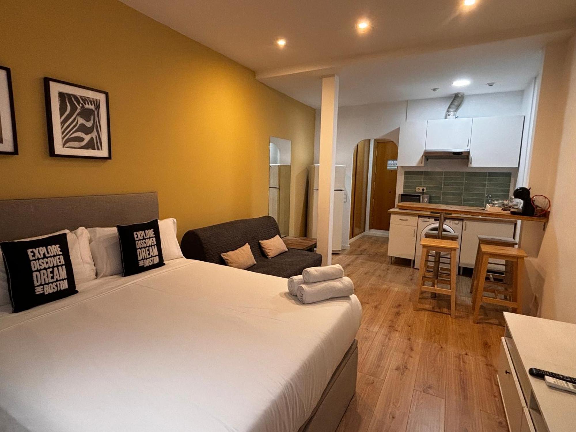 Gran Via Chueca Apartamentos Noxi Madrid Kamer foto